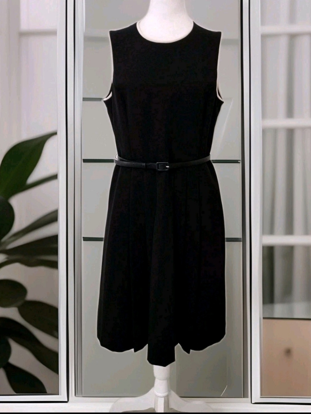 Classic Sleeveless Black Belted Dress